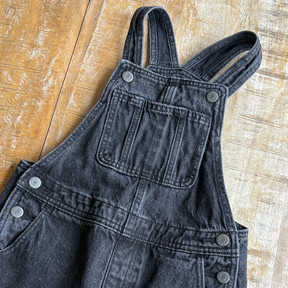 NWOT Old Navy Black Denim Overalls S(6/7)